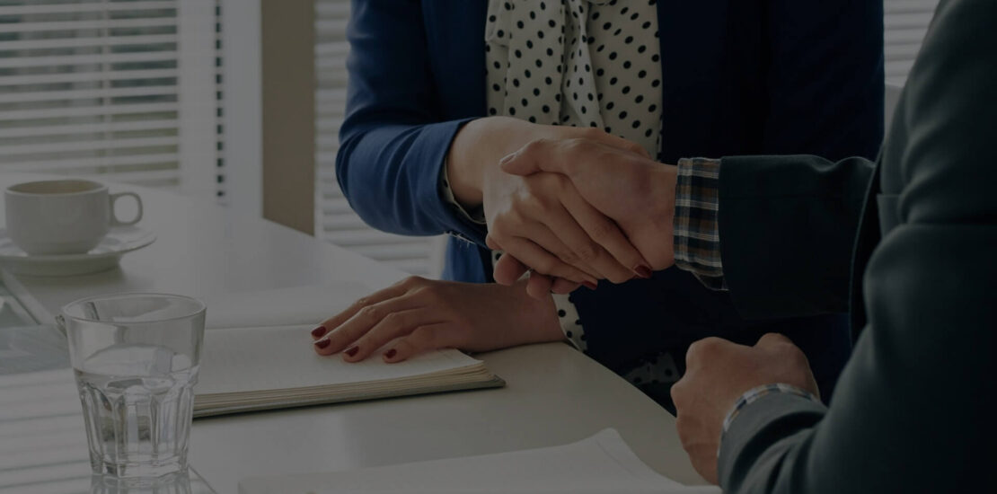 Ανάσα για 1,6 εκατ. ασφαλισμένους: Νέα ρύθμιση χρεών & σύνταξη με οφειλές — τι αλλάζει και πώς επωφελείστε